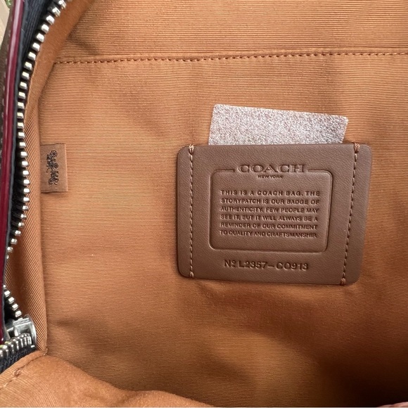 COACH Belt Bag/Crossbody in Signature Denim  C0913 AUTHENTIC - Picture 11 of 12